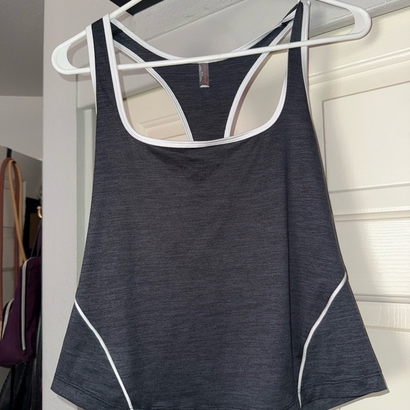 NWT FREE PEOPLE MOVEMENT - Run Fast Racerback Activewear Sporty Black Tank Top - Picture 6 of 9